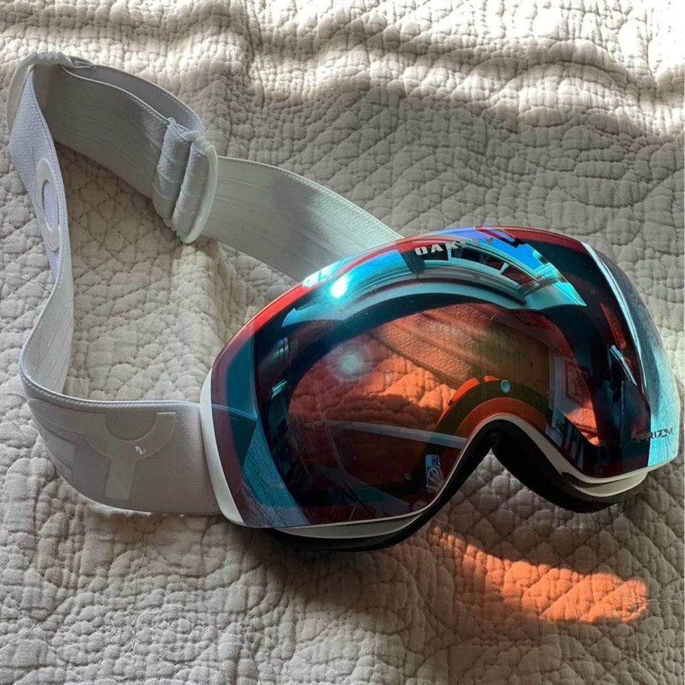 Oakley snowboarding googles
